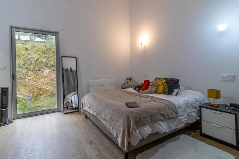 Maison - 188 m² - 7 pièces