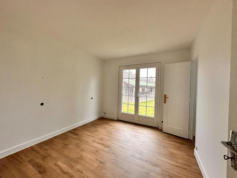 Maison - 92 m² - 4 pièces