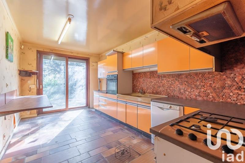 Maison - 157 m² - 10 pièces