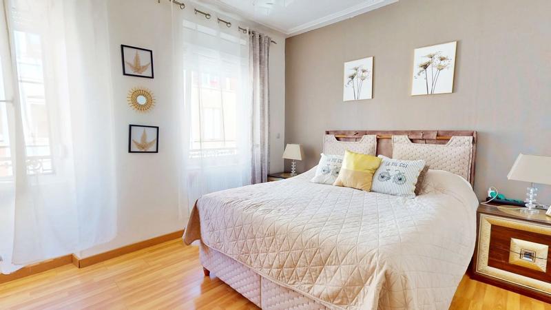 Maison - 150 m² - 8 pièces