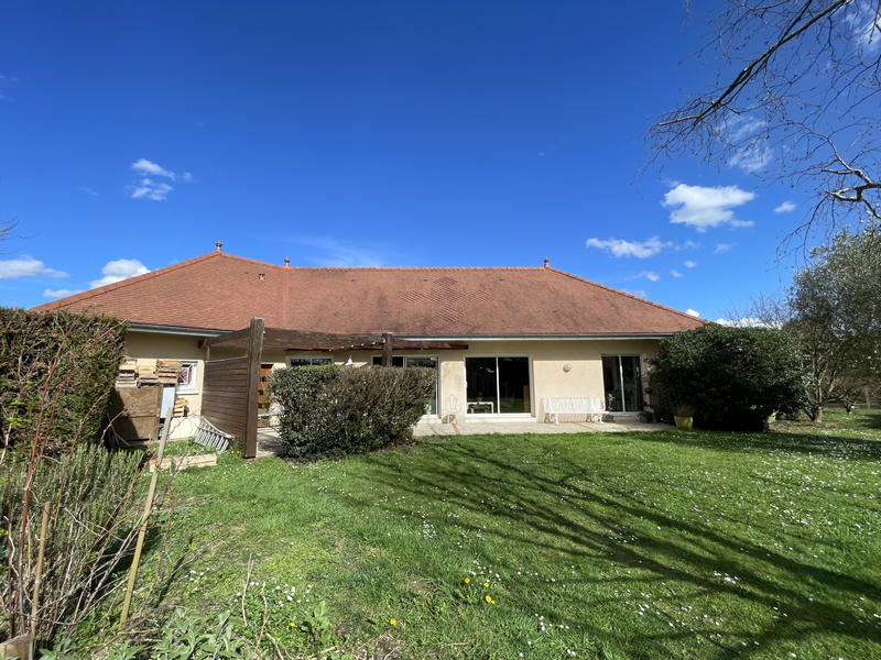 Maison - 147 m² - 6 pièces