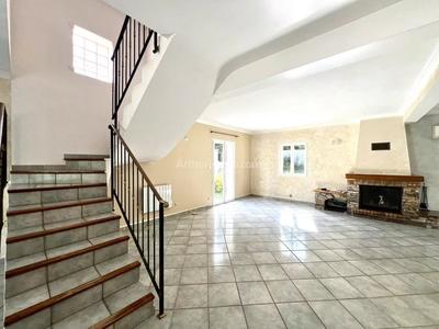 Maison - 142 m² - 5 pièces