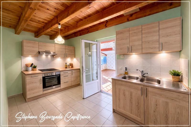 Maison - 90 m² - 5 pièces