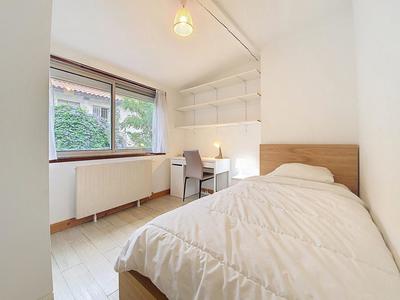 Appartement - 60 m² - 4 pièces