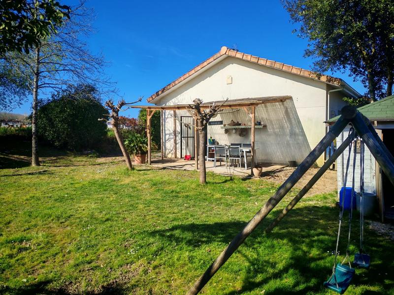 Maison - 215 m² - 7 pièces