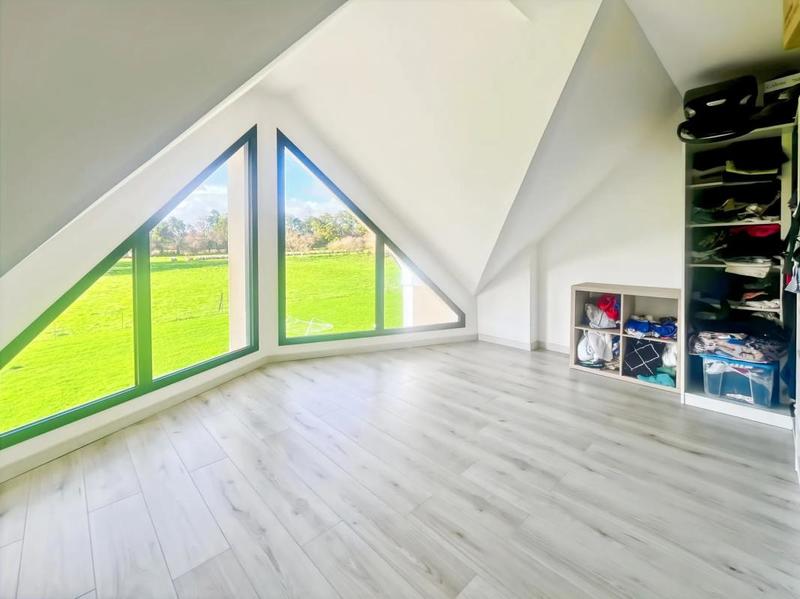 Maison - 150 m² - 7 pièces