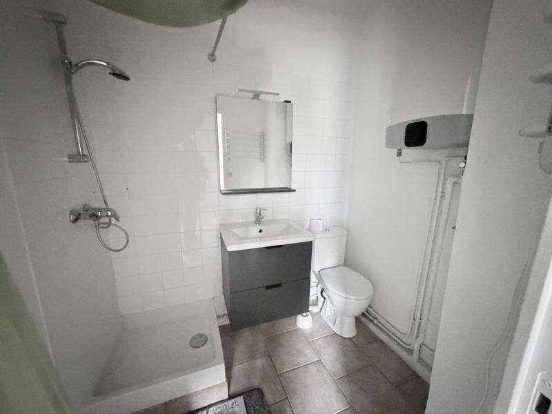 Studio - 25 m² - 1 pièce