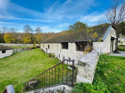 Maison - 359 m² - 4 pièces