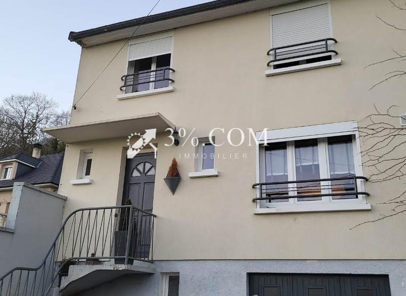 Maison - 94 m² - 6 pièces
