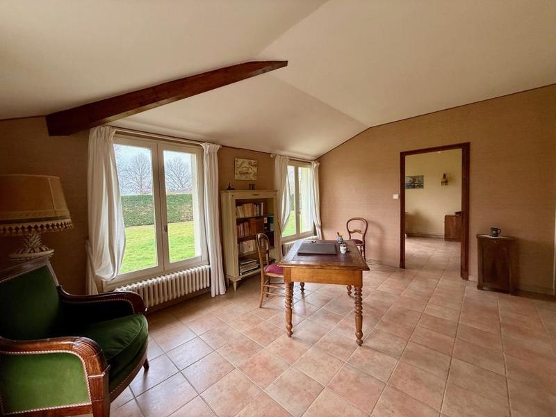 Maison - 185 m² - 7 pièces