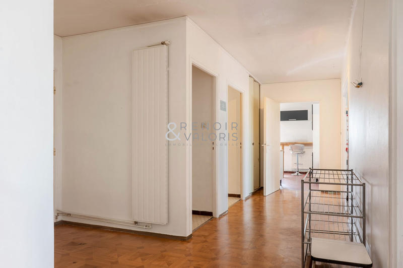 Appartement - 93 m² - 3 pièces