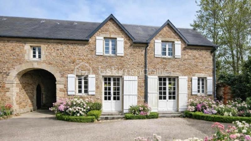 Immeuble - 2 595 m² - 24 pièces