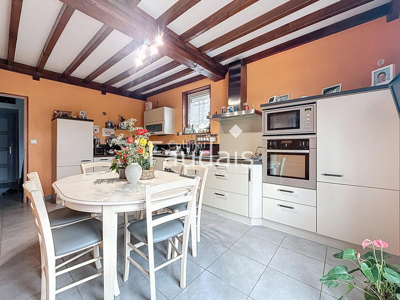 Maison - 140 m² - 7 pièces