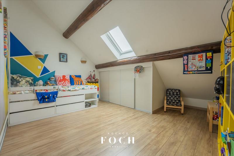 Appartement - 146 m² - 4 pièces