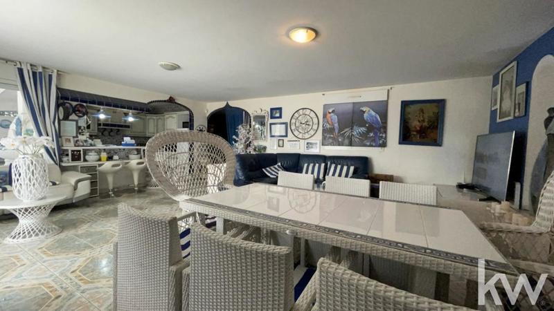 Maison - 156 m² - 7 pièces