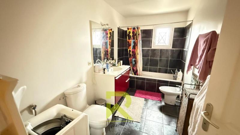 Maison - 84 m² - 3 pièces