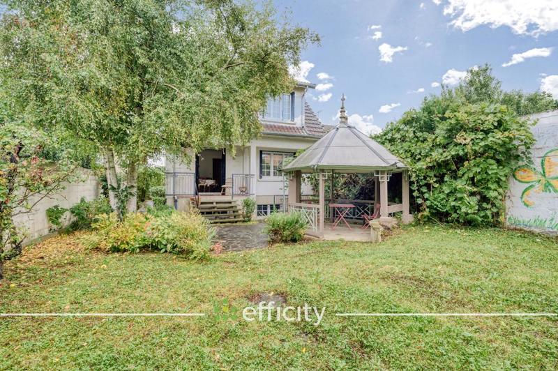 Maison - 150 m² - 6 pièces