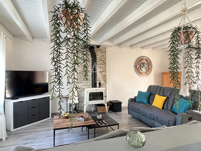 Maison - 140 m² - 5 pièces