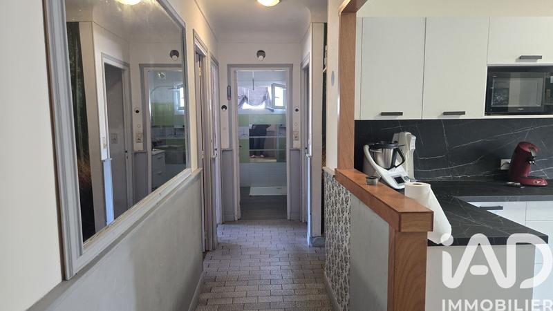 Maison - 255 m² - 10 pièces