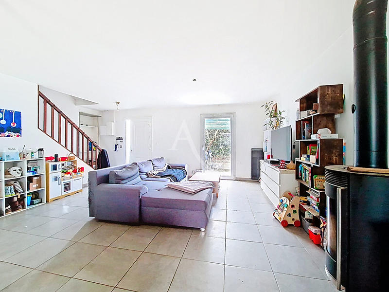 Maison - 103 m² - 5 pièces