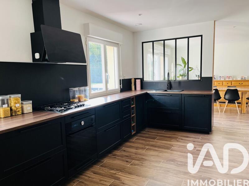 Maison - 165 m² - 7 pièces