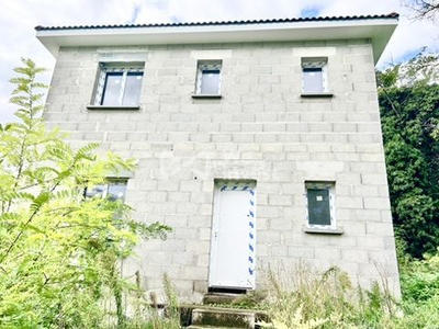 Maison - 90 m² - 1 pièce