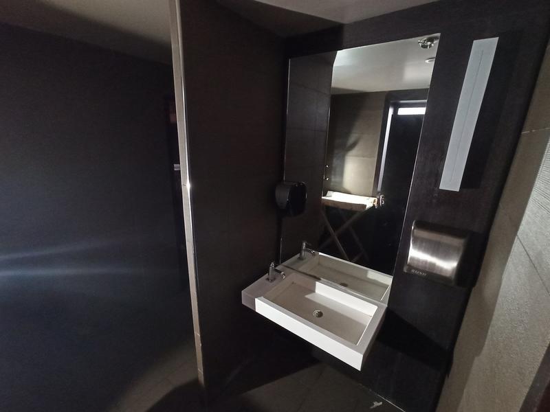 Fonds de commerce - 490 m²