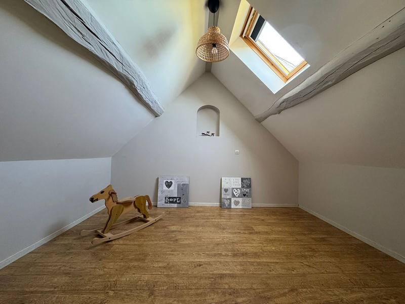 Maison - 147 m² - 6 pièces