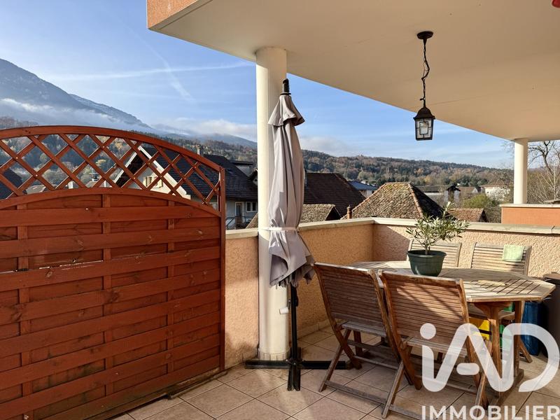 Appartement - 79 m² - 4 pièces