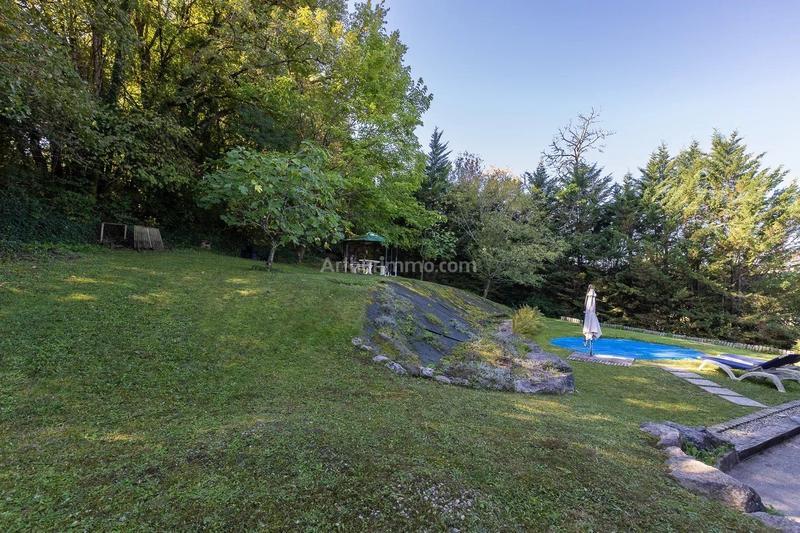 Maison - 102 m² - 4 pièces