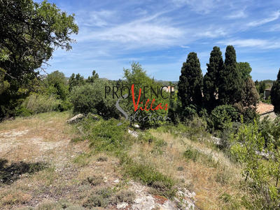 Terrain - 2 500 m²