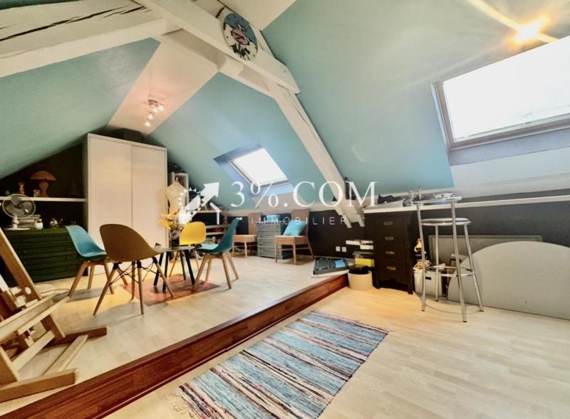 Demeure - 360 m² - 8 pièces