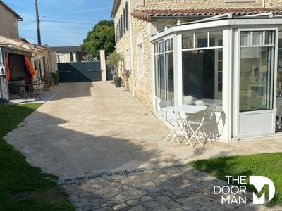 Propriété - 141 m² - 8 pièces