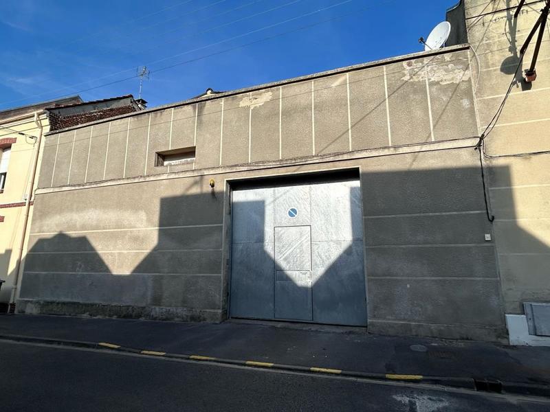 Maison - 285 m² - 1 pièce