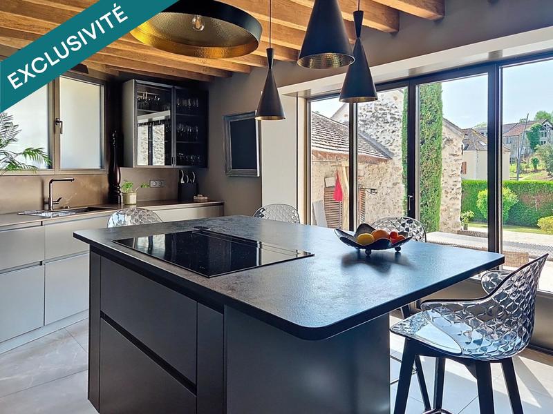 Maison - 294 m² - 7 pièces