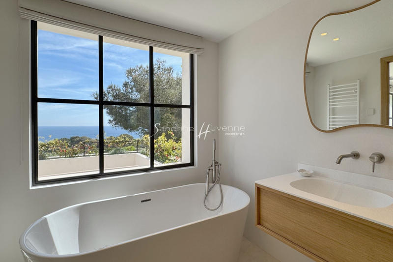 Villa - 370 m² - 7 pièces