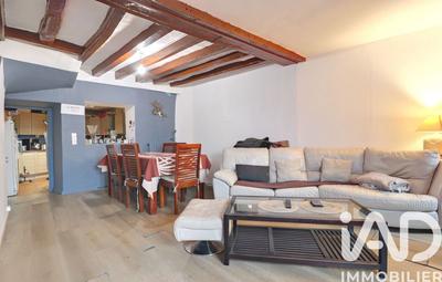 Maison - 95 m² - 4 pièces