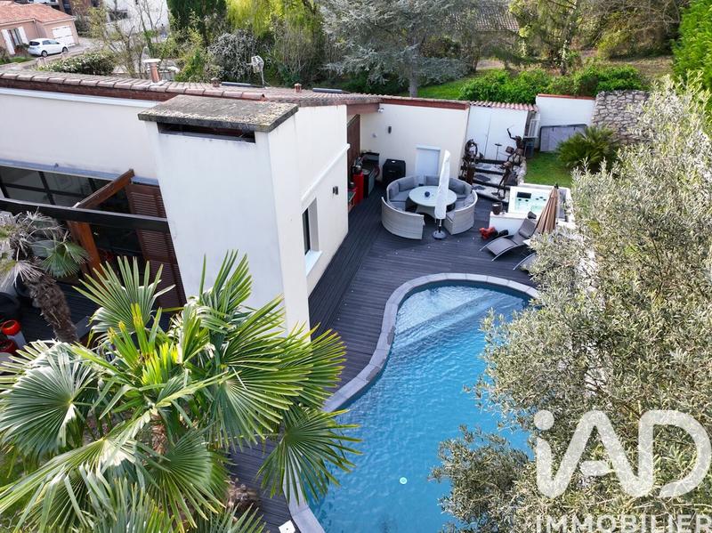 Maison de maîtres - 190 m² - 5 pièces