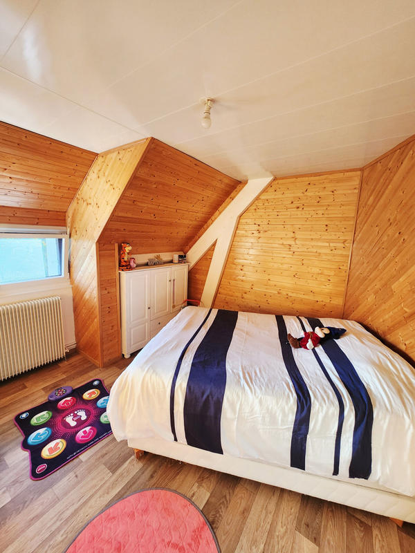 Maison - 144 m² - 7 pièces