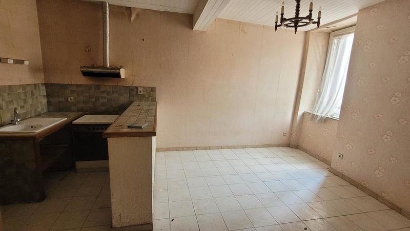 Maison de village - 241 m² - 9 pièces