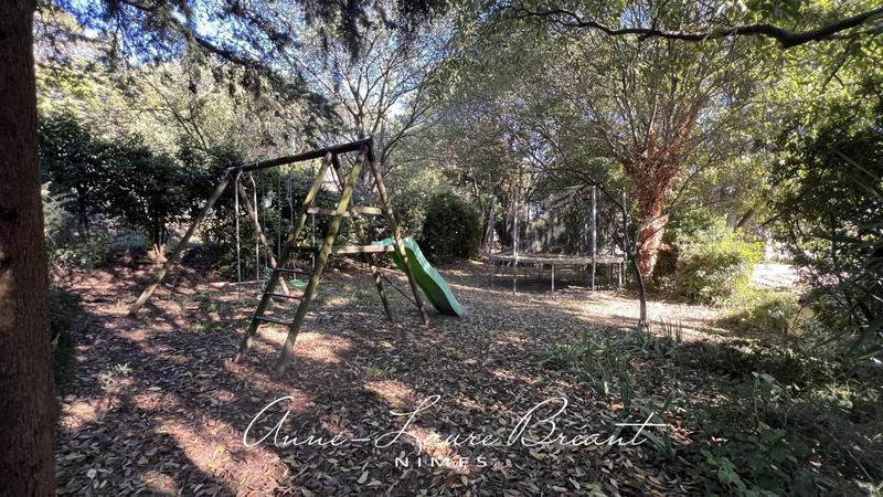 Maison - 175 m² - 10 pièces