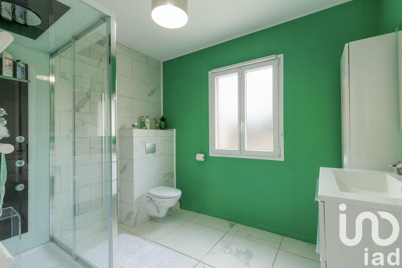 Maison - 323 m² - 9 pièces