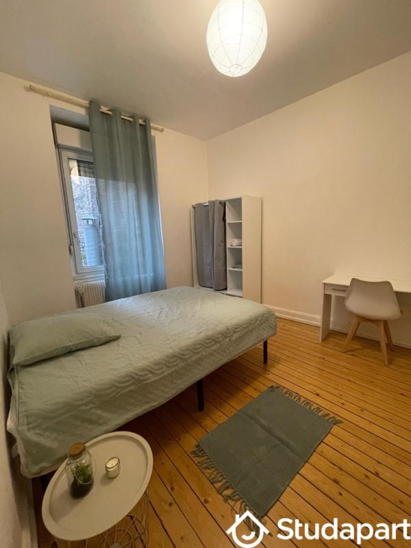 Chambre - 13 m² - 1 pièce