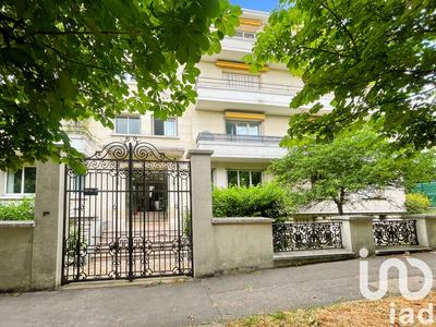 Appartement - 168 m² - 6 pièces