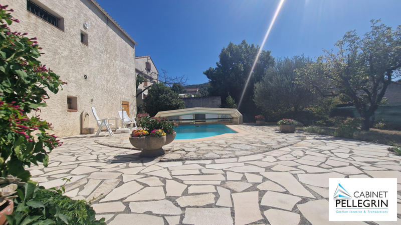 Villa - 139 m² - 6 pièces