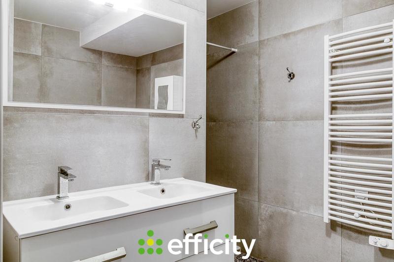 Appartement - 100 m² - 4 pièces