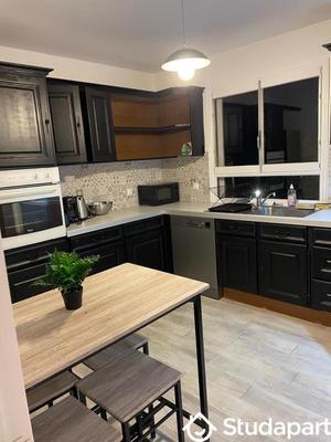 Chambre - 12 m² - 1 pièce