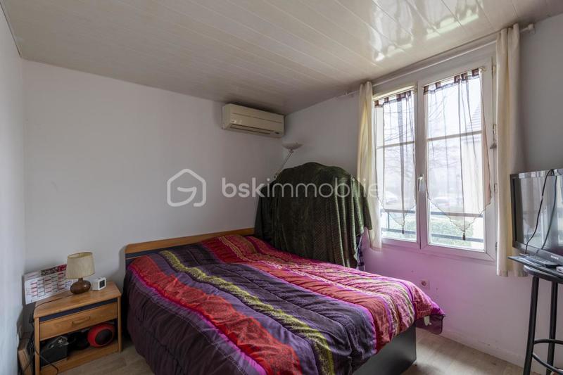 Maison traditionnelle - 95 m² - 5 pièces