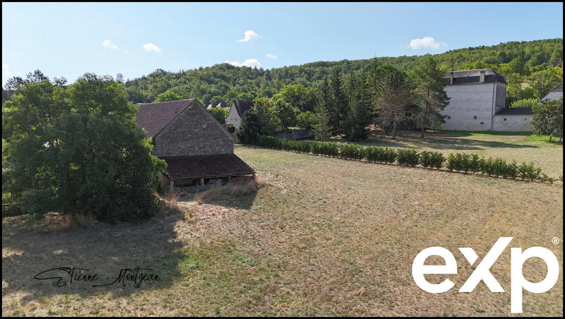 Maison - 140 m² - 1 pièce