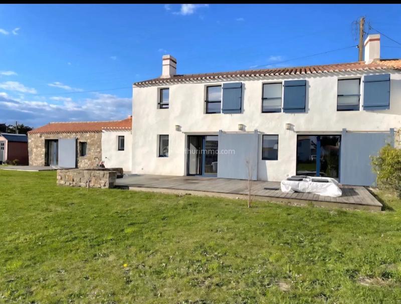 Maison - 120 m² - 5 pièces